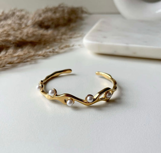 Anti tarnish pearl cuff bangle