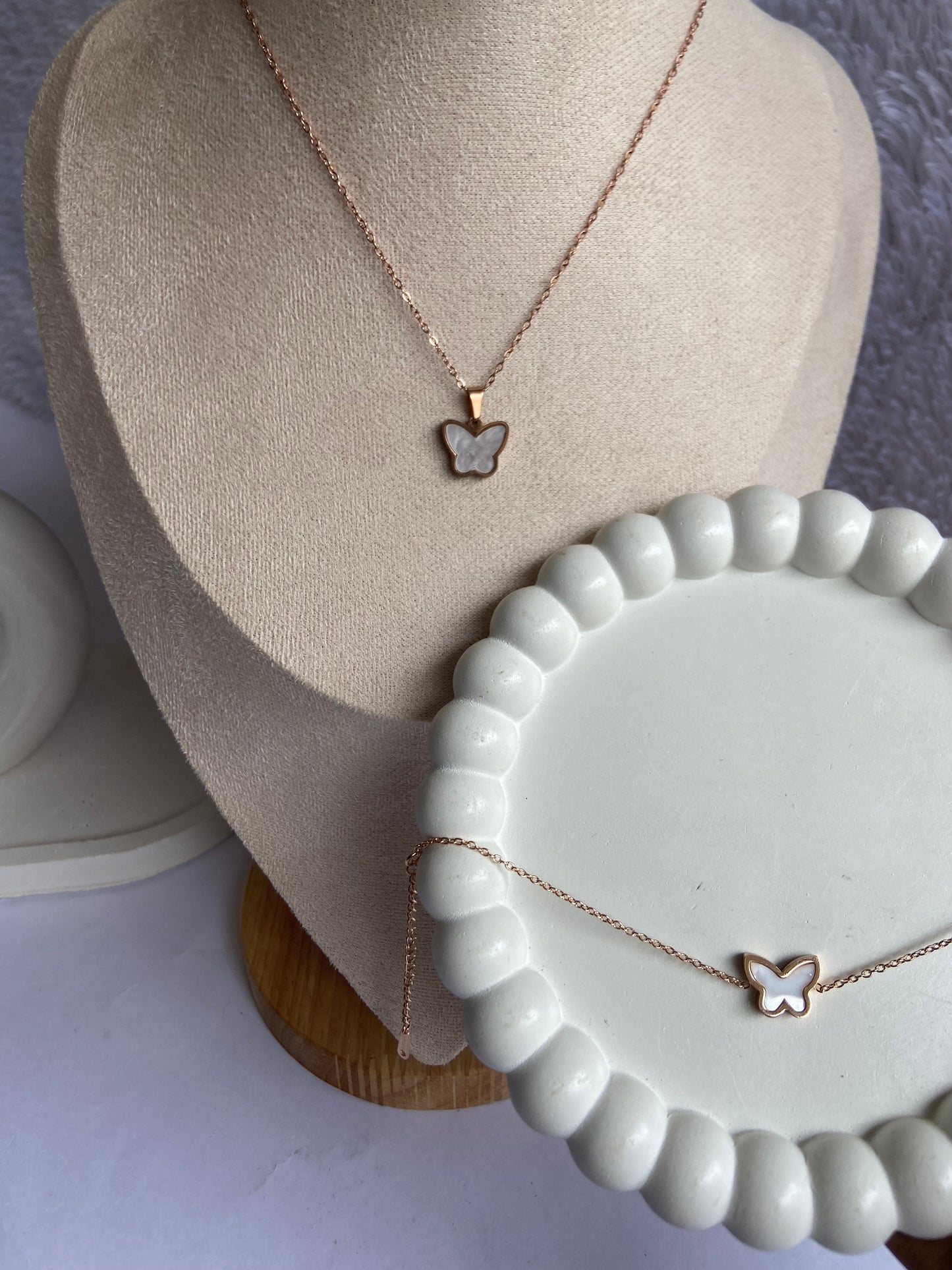 Anti tarnish combo chain and hand chain double sided locket