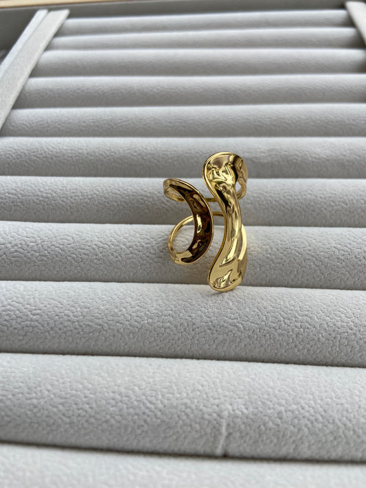 Anti tarnish giant ring