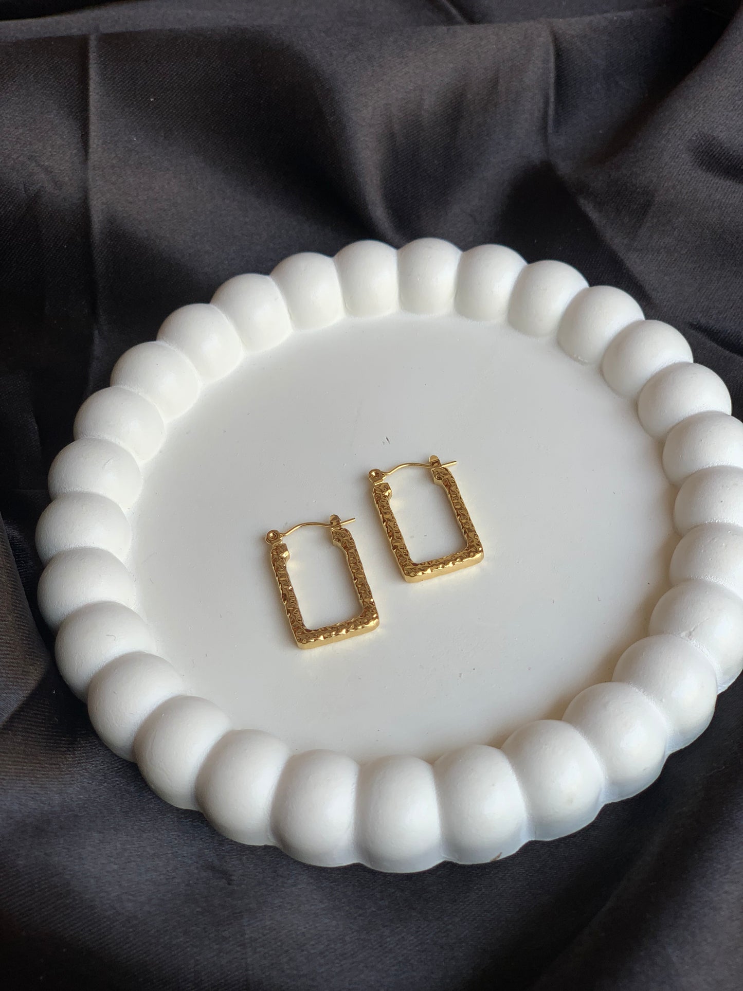 Anti tarnish hoop earring