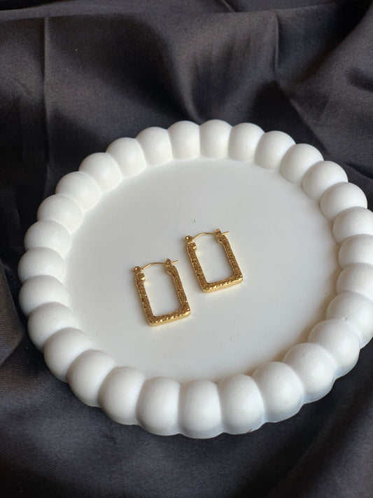 Anti tarnish hoop earring