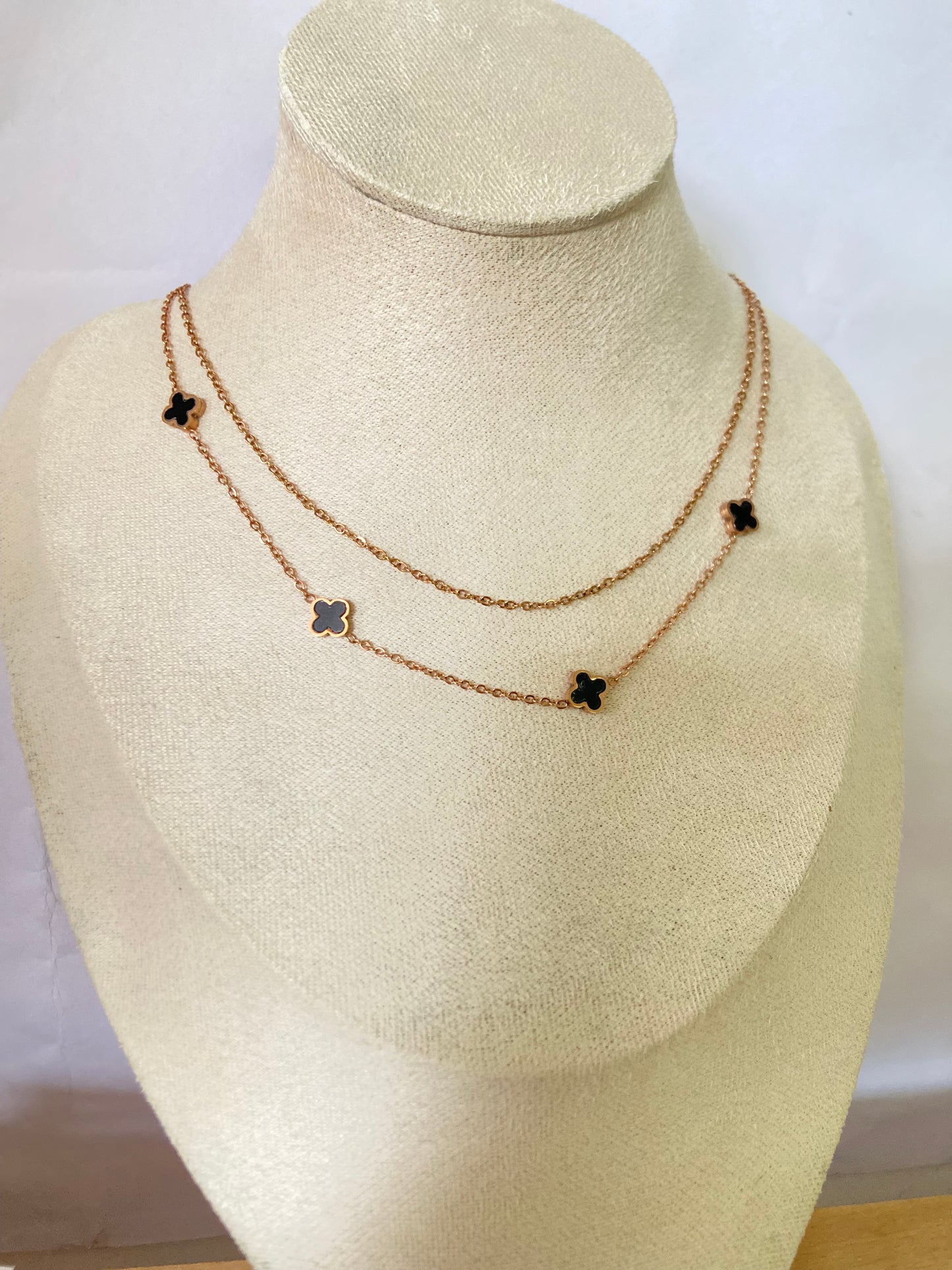 Anti tarnish clover double layer necklace