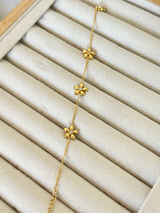 New anti tarnish flora bracelet