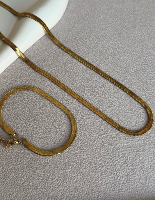 New Anti tarnish snake chain with bracelet combo