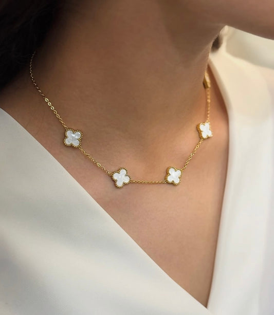 Anti tarnish white clover necklace