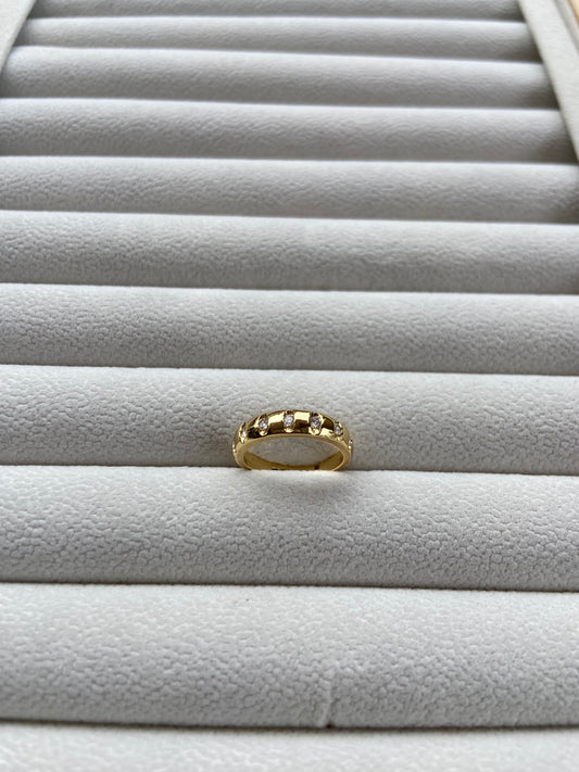 Anti tarnish foil ring
