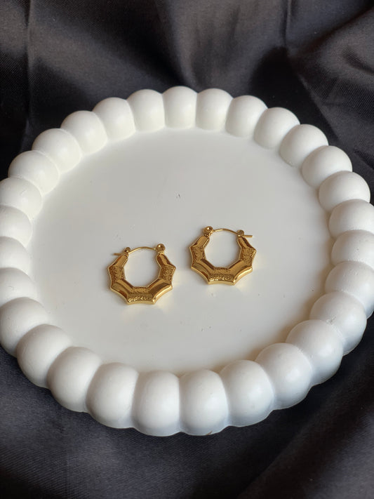 Anti tarnish hoop earring