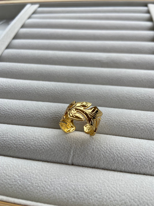 Anti tarnish leafy ring