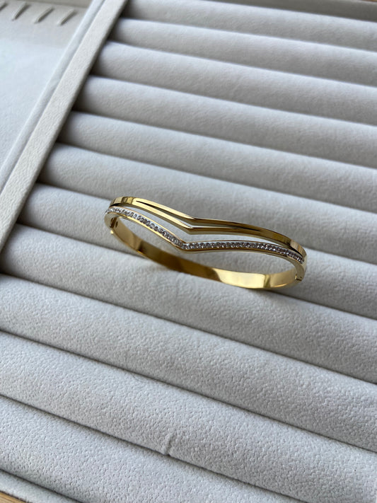 New anti tarnish v bangle