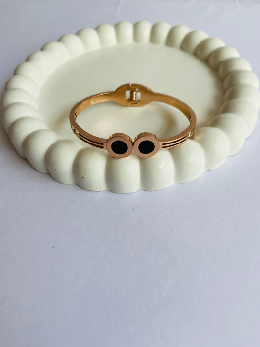 Anti Tarnish Kids twisted bangle