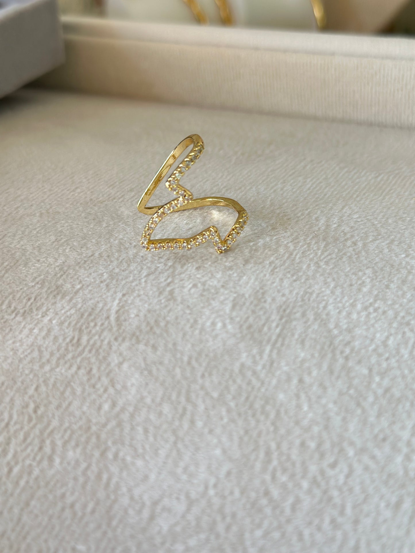 Anti tarnish stone adjustable ring