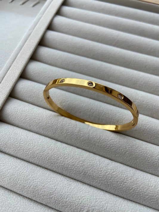New anti tarnish slim cartier bangle with stone (1)