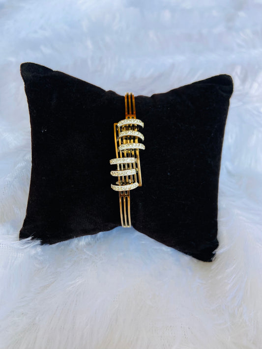 Anti tarnish handcuff bangle