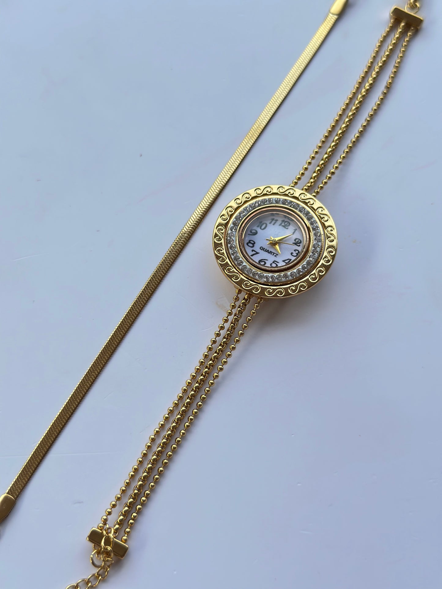 Anti tarnish stainless steel vintage watch