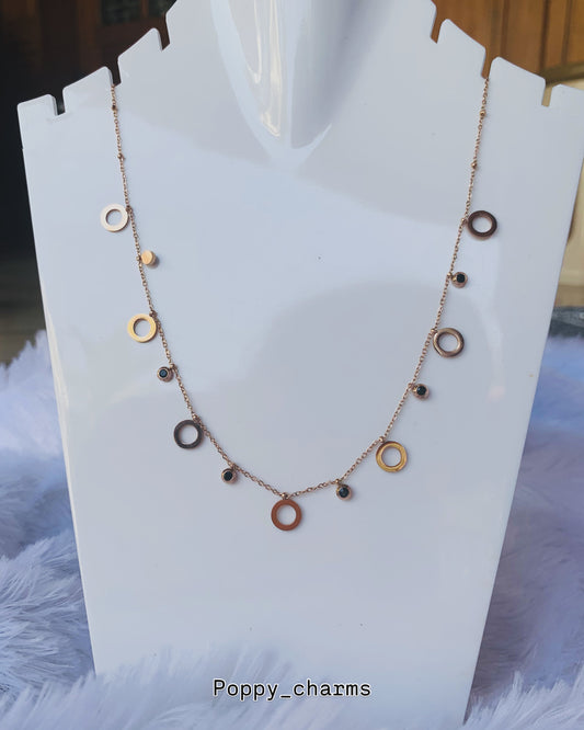 Anti tarnish circle hang stone necklace