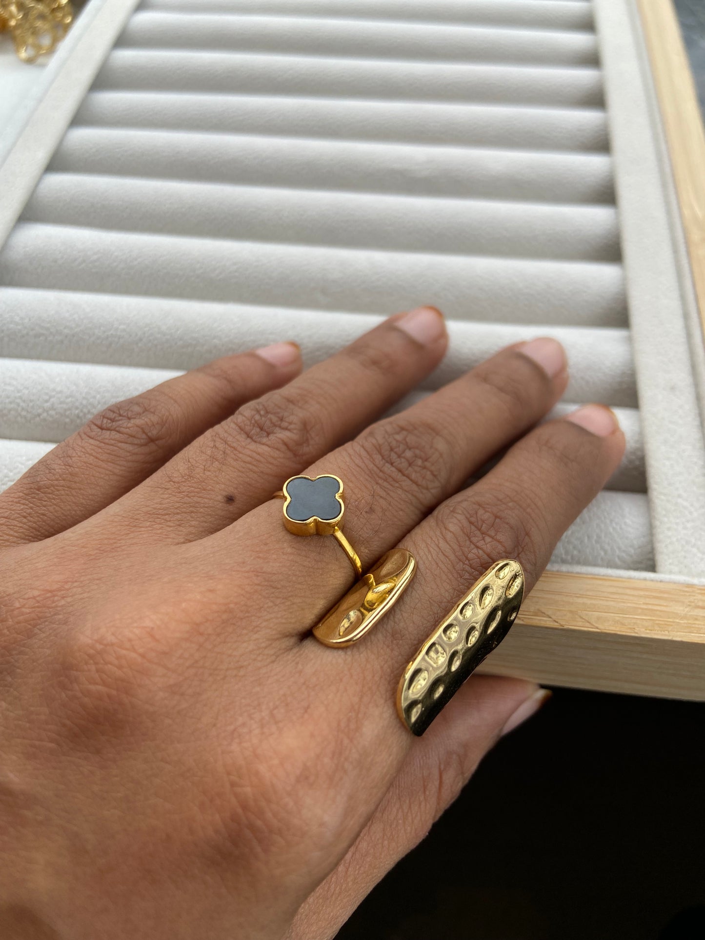 Anti tarnish plott ring