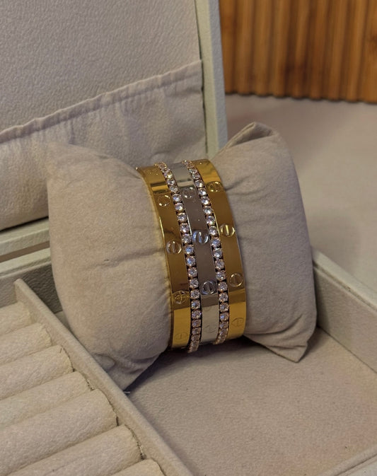 Anti tarnish cartier bangles combo gold with silver