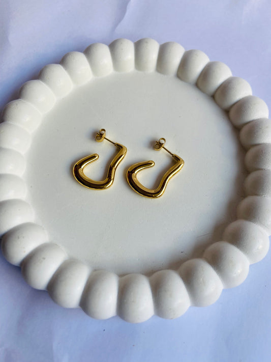 Anti tarnish hoop earring