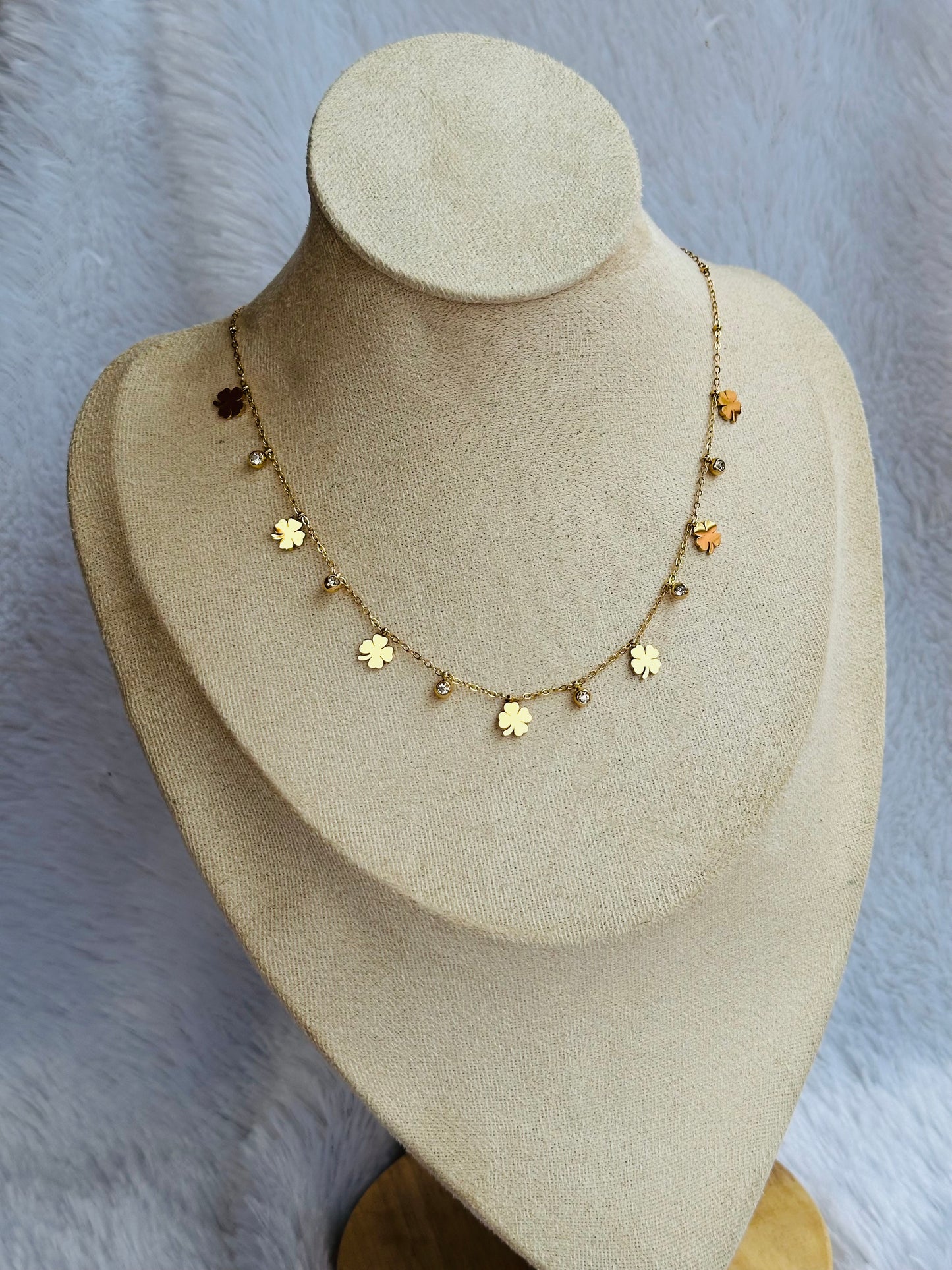 New anti tarnish charm stone necklace